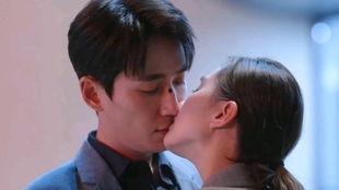 床吻戏刘诗诗视频