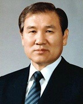韩国首任总统,韩国首任总统李承晚的传奇历程与国家奠基