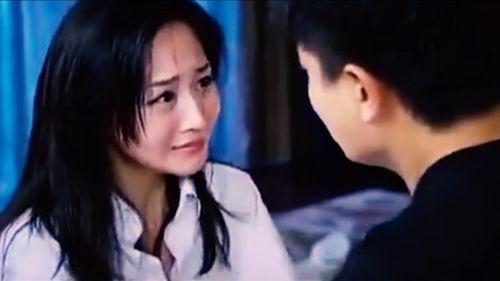 美女帅哥亲嘴视频,美女帅哥热吻视频曝光