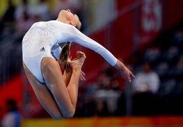 平衡木图片,探索平衡木上的艺术与挑战