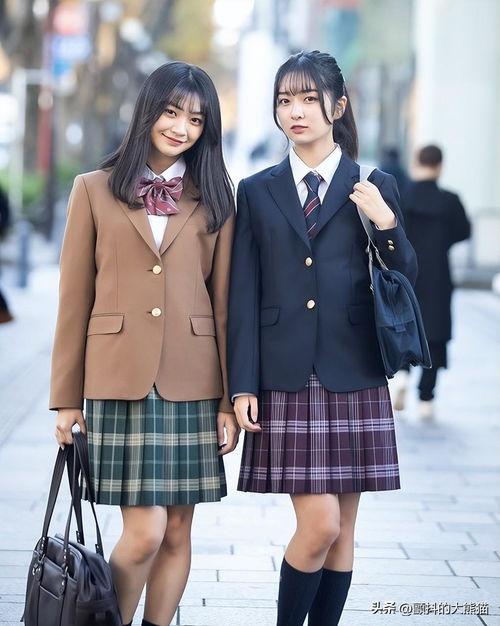 日本 制服,从和服到学生制服的演变与魅力