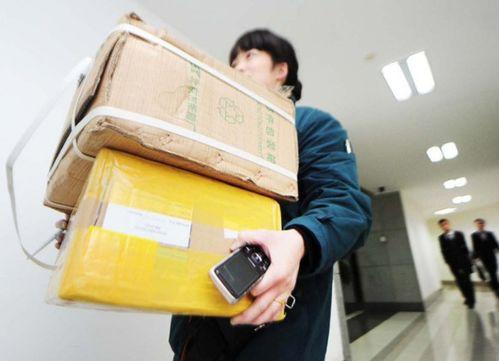 快递员工作视频,穿梭城市间的快递英雄