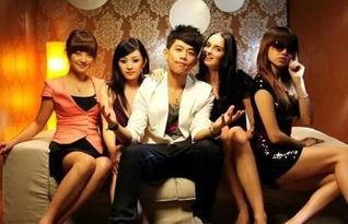 床戏床震大胸美女,床戏床震，大胸美女的诱惑瞬间