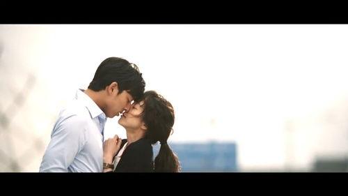 孔侑吻戏床戏视频,床戏吻戏片段幕后揭秘