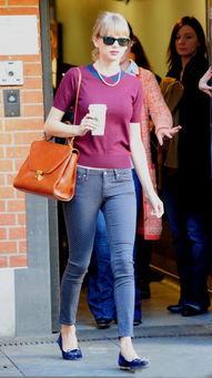 明星秋天街拍图片大全,明星街头穿搭灵感集锦