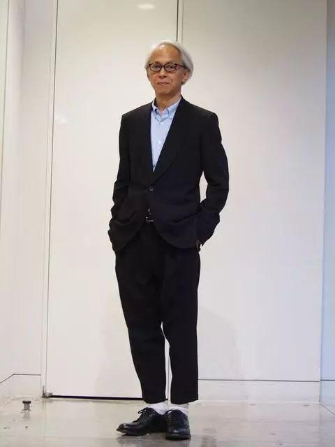 日本西装大叔,品味与文化的完美融合