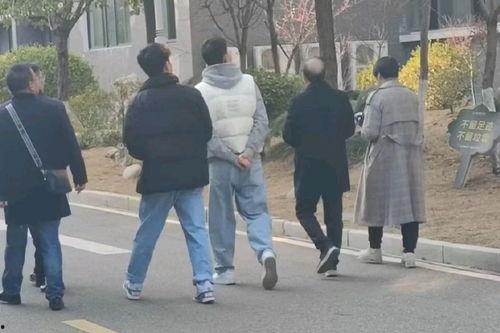 网红黑料吃瓜入口,吃瓜群众如何成为舆论焦点