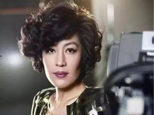 泪壶 在线观看,情感之泪的在线见证