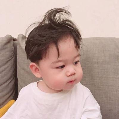 男宝宝图片大全可爱,盘点男宝宝图片大全中的可爱瞬间